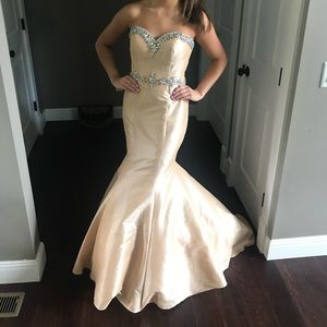 Pageant dress
